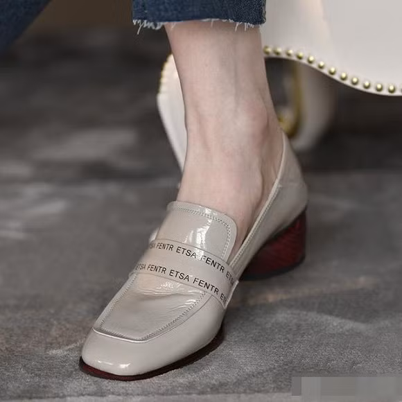 chọn giầy công sở, giày đi làm, giày thoải mái