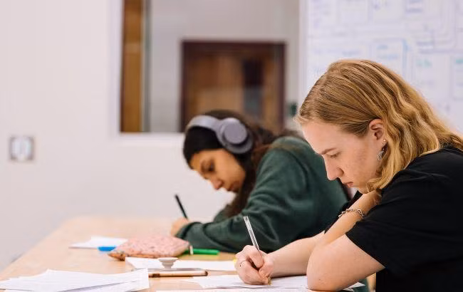 Học sinh Ukraine ở Ba Lan.