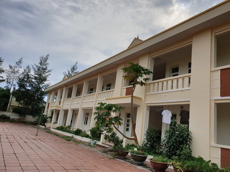 Trường THPT Cô Tô chuẩn bị sẵn chỗ nghỉ cho các thí sinh ở xa Trường THPT Cô Tô chuẩn bị sẵn chỗ nghỉ cho các thí sinh ở xa