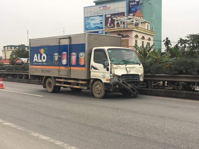 Chiếc xe tải gây tai nạn Chiếc xe tải gây tai nạn