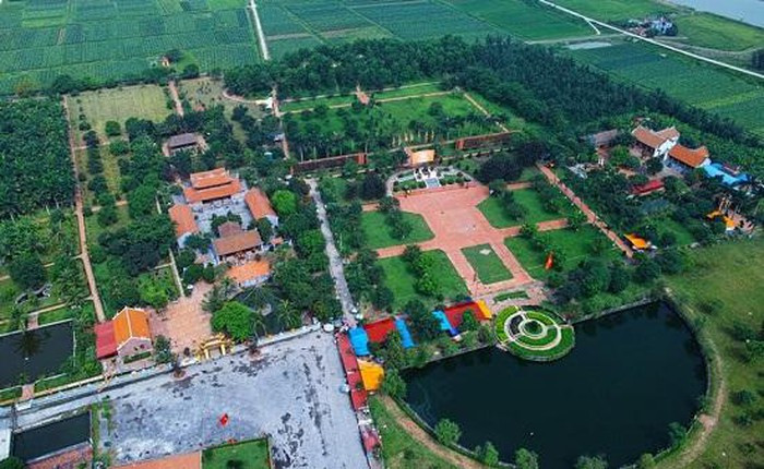 Toàn cảnh khuôn viên khu di tích quốc gia đặc biệt- Đền thờ Trạng Trình Nguyễn Bỉnh Khiêm Toàn cảnh khuôn viên khu di tích quốc gia đặc biệt- Đền thờ Trạng Trình Nguyễn Bỉnh Khiêm