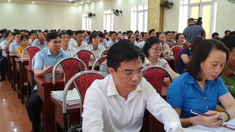 Quang cảnh hội nghị Quang cảnh hội nghị