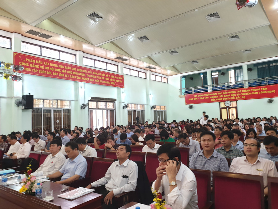 150 đại biểu đến từ các cơ sở giáo dục đại học, trường Cao đẳng sư phạm khu vực phía Bắc tới dự Hội thảo 150 đại biểu đến từ các cơ sở giáo dục đại học, trường Cao đẳng sư phạm khu vực phía Bắc tới dự Hội thảo