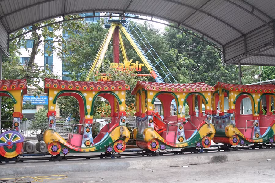 Nhiều công trình đang "nằm im" đợi di dời