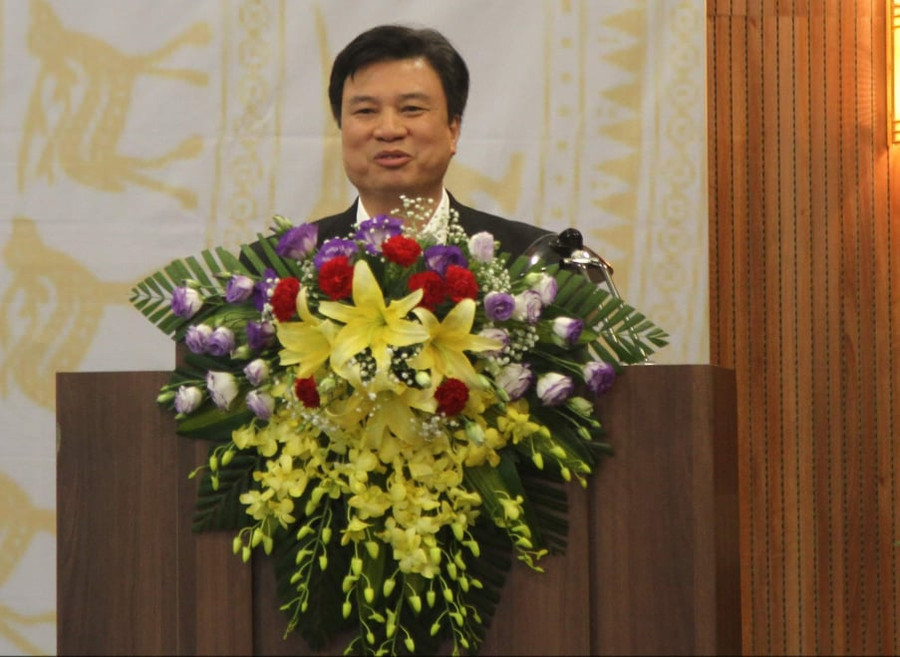 Thứ trưởng Bộ GD&ĐT Nguyễn Hữu Độ phát biểu tại hội nghị