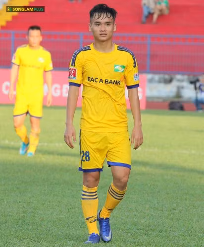 Nguyễn Phú Nguyên không tìm được chỗ đứng ở SLNA và quyết định ra đi sau khi mùa giải 2020 kết thúc.