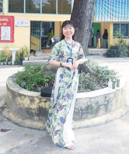 Giáo sinh Trần Hoàng Bảo Ngọc, ngành Sư phạm Tiểu học, Trường ĐH Đồng Tháp. Giáo sinh Trần Hoàng Bảo Ngọc, ngành Sư phạm Tiểu học, Trường ĐH Đồng Tháp.