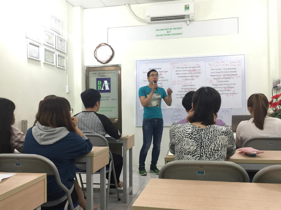 Học tiếng Anh qua các bài hát bolero được người học rất yêu thích