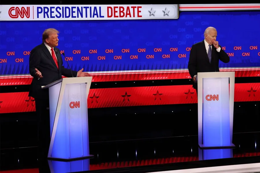 Ông Joe Biden ho trong cuộc tranh luận Tổng thống với ông Donald Trump.