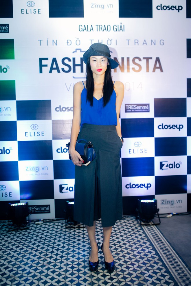 Hồ Ngọc Hà mặc gợi cảm ngồi ghế nóng Fashionista Vietnam