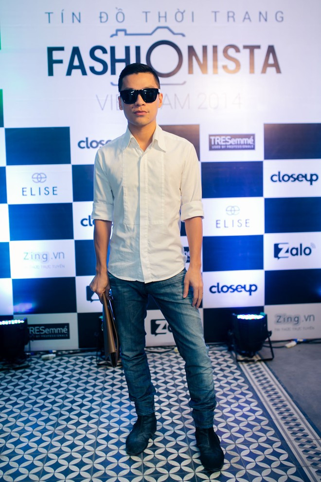 Hồ Ngọc Hà mặc gợi cảm ngồi ghế nóng Fashionista Vietnam