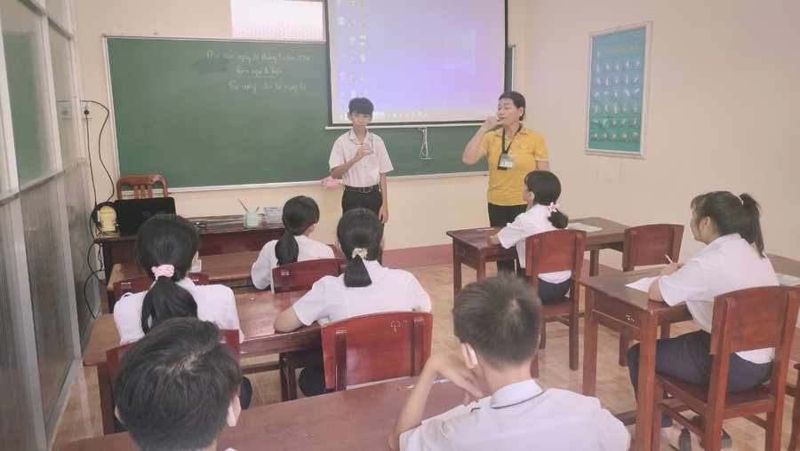 Một lớp học tại Trung tâm Hỗ trợ phát triển giáo dục hòa nhập tỉnh Cà Mau. Một lớp học tại Trung tâm Hỗ trợ phát triển giáo dục hòa nhập tỉnh Cà Mau.