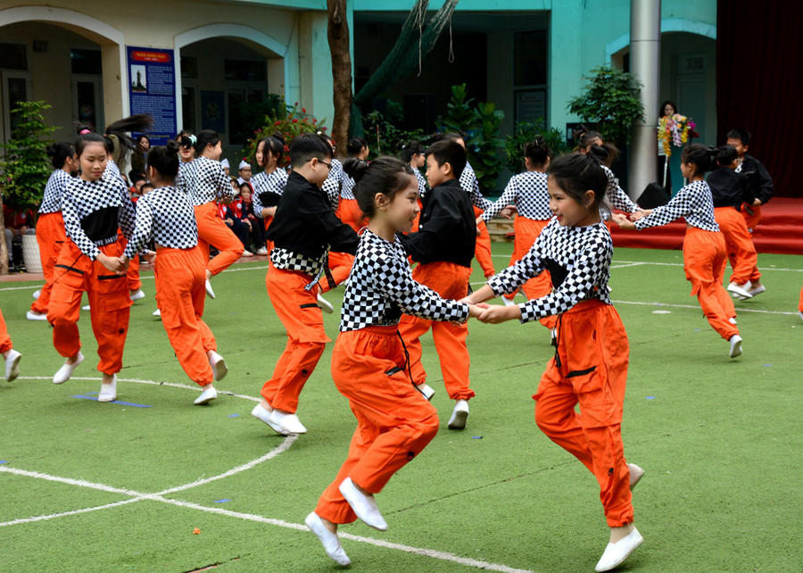 Một hoạt động giáo dục kỹ năng sống cho học sinh của Trường Tiểu học Vĩnh Tuy (Hai Bà Trưng, Hà Nội). Ảnh: NTCC