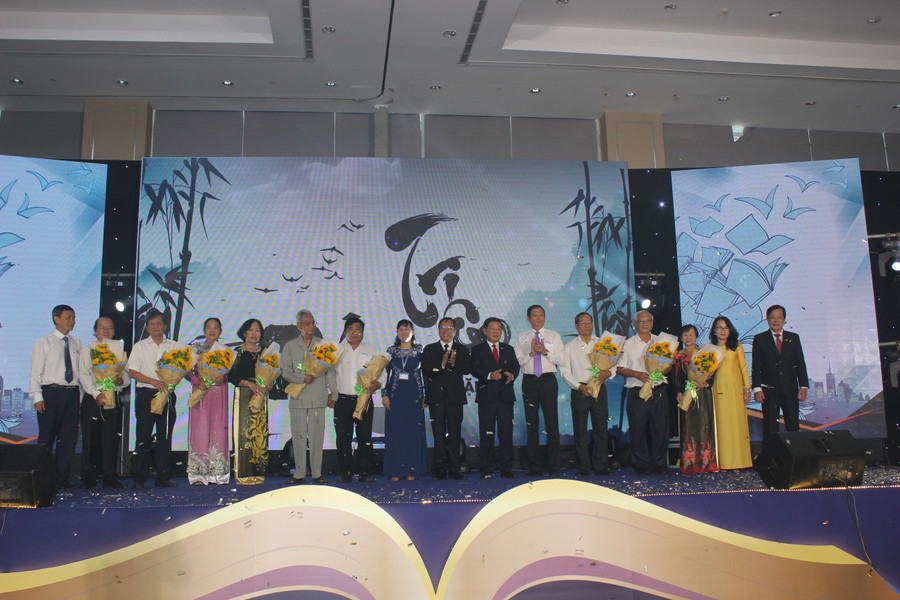 Tri ân lãnh đạo Sở qua các thời kỳ