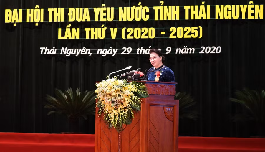 Chủ tịch Quốc hội Nguyễn Thị Kim Ngân phát biểu chỉ đạo tại Đại hội.