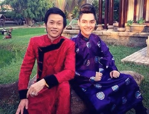 Hoài Linh bên con trai nuôi Cao Hữu Thiên