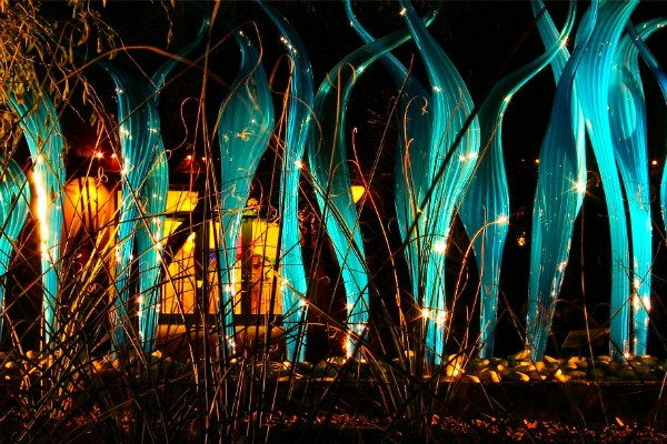 7. Vườn thực vật Desert, Mỹ: Sa mạc vườn bách thảo ở Arizona có các bộ sưu tập thực vật sa mạc ngoạn mục nhất, với khoảng 17 000 loại. Vườn có một trung tâm nghiên cứu thực vật sa mạc rộng 13.700m2, một thư viện, phòng thí nghiệm, bảo tồn thực vật, và các cơ sở nghiên cứu. 7. Desert: Sa mạc vườn bách thảo ở Arizona có các bộ sưu tập thực vật sa mạc ngoạn mục nhất, với khoảng 17 000 loại. Vườn có một trung tâm nghiên cứu thực vật sa mạc rộng 13.700m2, một thư viện, phòng thí nghiệm, bảo tồn thực vật, và các cơ sở nghiên cứu.