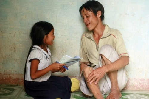 "Người rừng" Hồ Văn Lang cố gắng học chữ để... tìm vợ ảnh 5