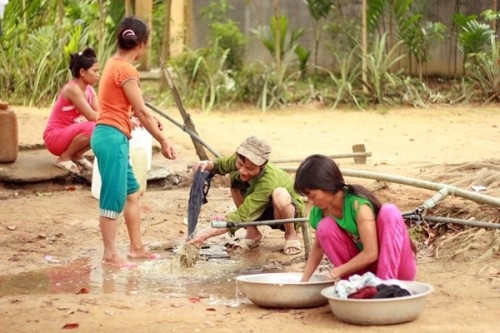 "Người rừng" Hồ Văn Lang cố gắng học chữ để... tìm vợ ảnh 4