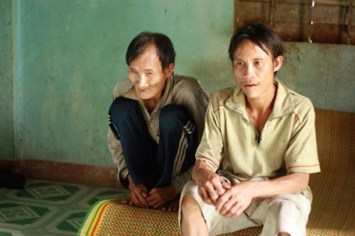 "Người rừng" Hồ Văn Lang cố gắng học chữ để... tìm vợ ảnh 7