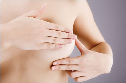 Chồng ân hận vì khuyến khích vợ nâng ngực ảnh 1 Vợ nâng ngực