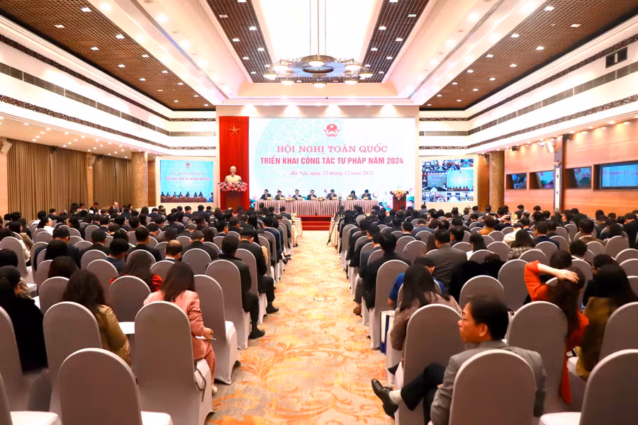 Toàn cảnh Hội nghị.