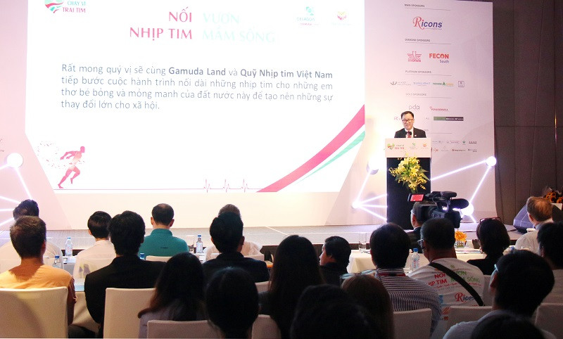 Đại diện Ban tổ chức chia sẻ thông tin về Chương trình Chạy vì Trái tim năm 2019 Đại diện Ban tổ chức chia sẻ thông tin về Chương trình Chạy vì Trái tim năm 2019