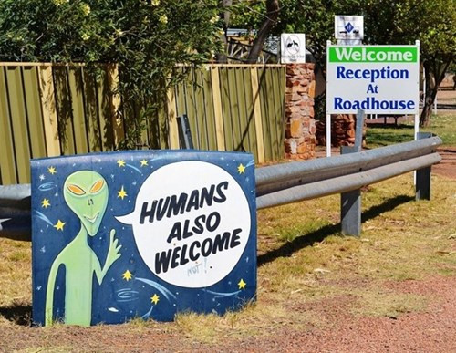 Bên trong "thủ đô UFO" ở Australia ảnh 3 Bên trong