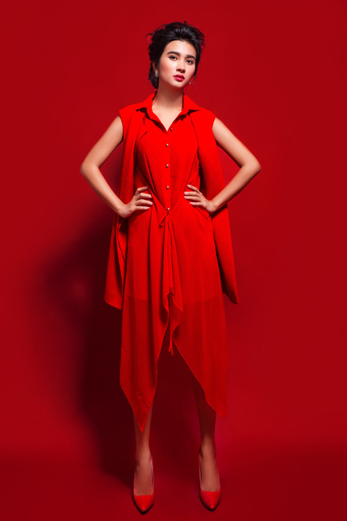 Kim Tuyến diện trang phục phá cách ảnh 5