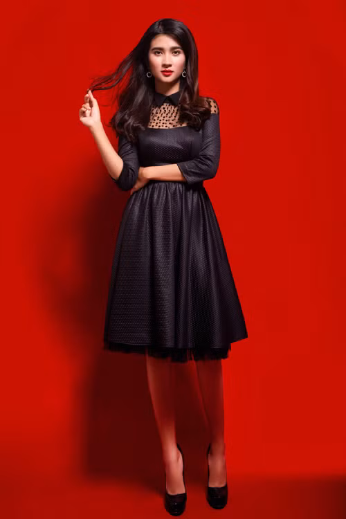 Kim Tuyến diện trang phục phá cách ảnh 8