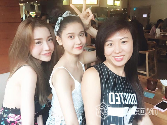 Trương Quỳnh Anh xinh tươi bên Elly Trần 4 Trương Quỳnh Anh xinh tươi bên Elly Trần 4