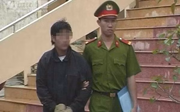 Lộ vụ chém tài xế, cướp xe ôm từ chi tiết "con chồn trắng khôn lắm"