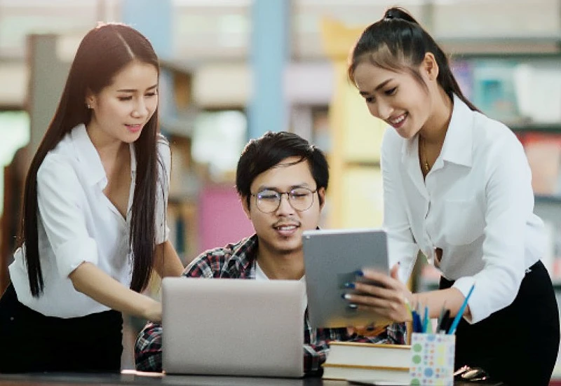 Đầu tư phát triển hệ thống đào tạo thông qua mô hình E-learning là con đường tất yếu trong kỉ nguyên số. Ảnh minh họa