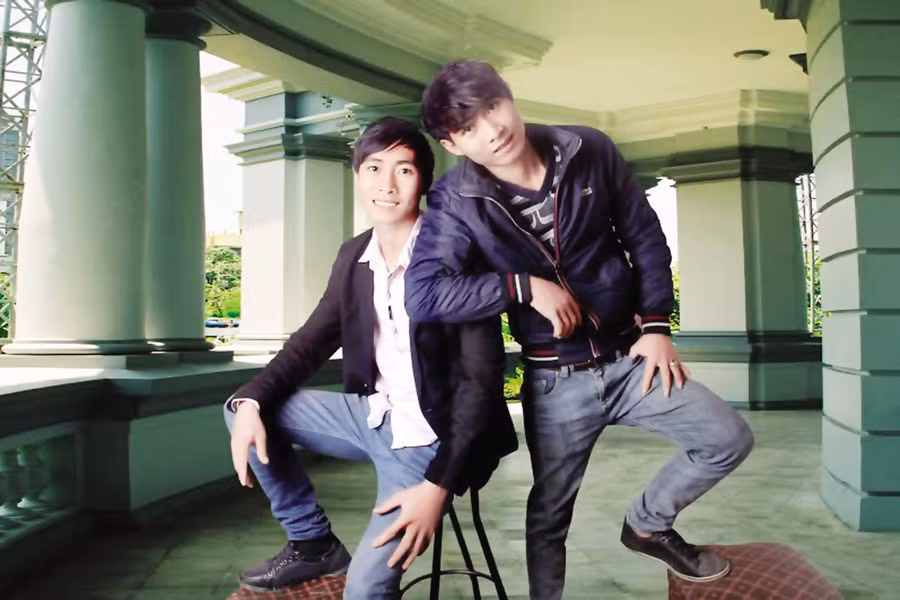 Bí ẩn sau sự giống nhau lạ kỳ của các cặp song sinh