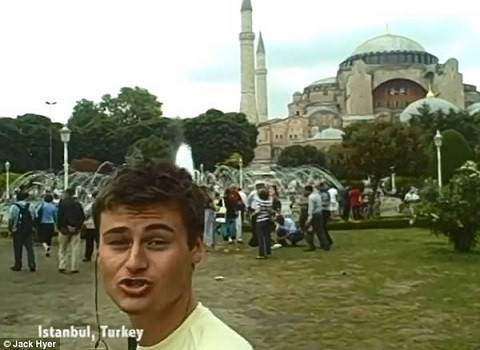 Chàng sinh viên trường đại học Montana, Mỹ Rebecca Strellnauer 