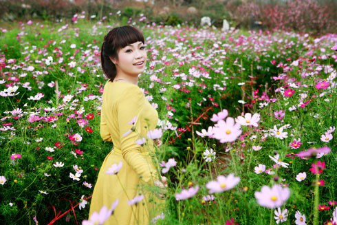 Ca sĩ Minh Khuê nằm trong BGK của cuộc thi âm nhạc. Ca sĩ Minh Khuê nằm trong BGK của cuộc thi âm nhạc.