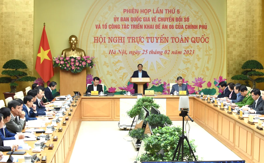 Thủ tướng Phạm Minh Chính chủ trì phiên họp.