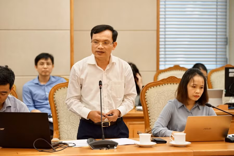 Ông Mai Văn Trinh - Cục trưởng Cục Quản lý chất lượng (Bộ GD&ĐT) báo cáo dự kiến phương án tổ chức thi, xét công nhận tốt nghiệp THPT và tuyển sinh ĐH, CĐ sau năm 2020.