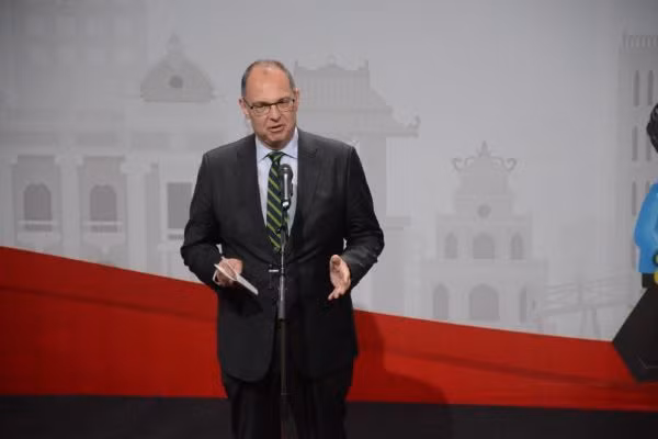 Đại sứ Đan Mạch tại Việt Nam Kim Højlund Christensen phát biểu tại diễn đàn.