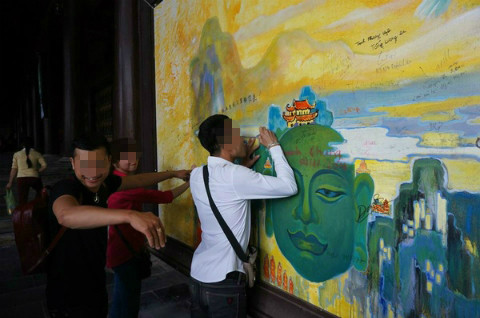 Bức xúc du khách Bức xúc du khách