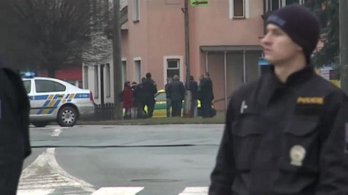 nổ súng, xả súng, cộng hòa Czech, Séc, chấn động