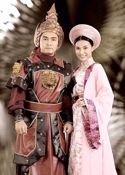 Những mỹ nhân dính tin đồn tình cảm với Lý Hùng