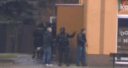 nổ súng, xả súng, cộng hòa Czech, Séc, chấn động