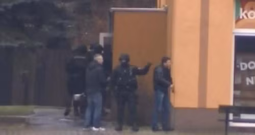 nổ súng, xả súng, cộng hòa Czech, Séc, chấn động