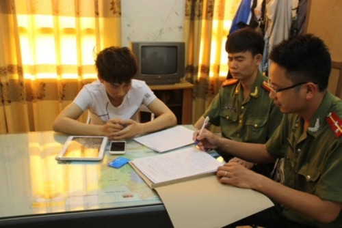 Khởi tố hình sự kẻ đưa tin bịa đặt cá chết ở vùng biển Thái Bình - Ảnh 1 Khởi tố hình sự kẻ đưa tin bịa đặt cá chết ở vùng biển Thái Bình - Ảnh 1