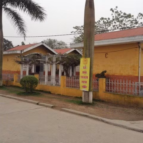 Tòa bách linh Mô tả ảnh.