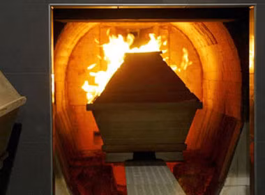 Sự thật lạnh gáy đằng sau các lò hỏa thiêu người chết