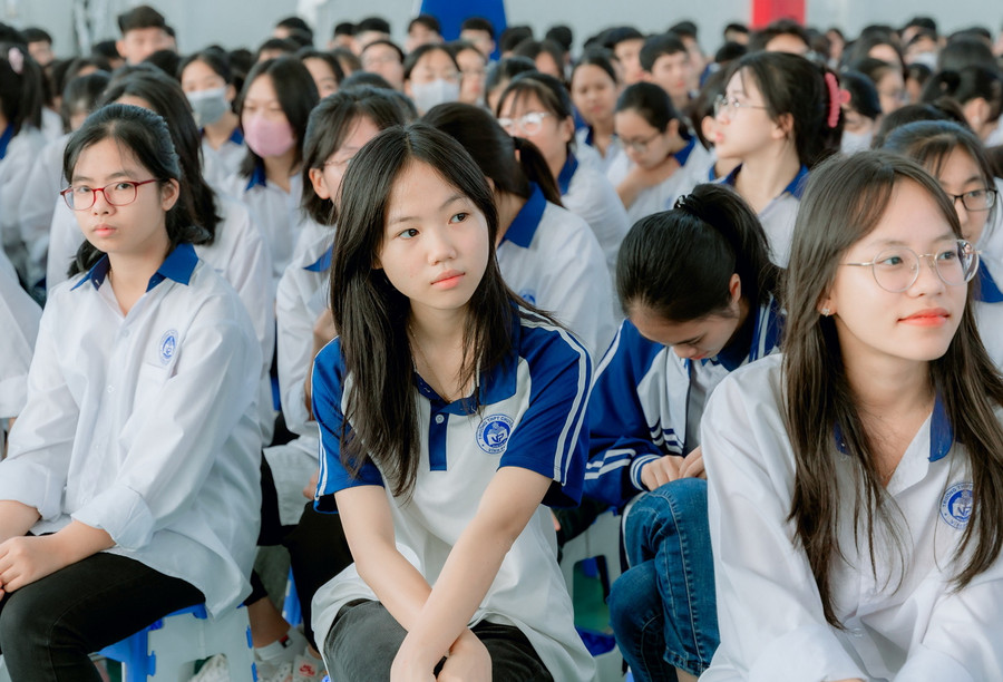Học sinh Trường THPT chuyên Vĩnh Phúc. Ảnh: Lan Anh
