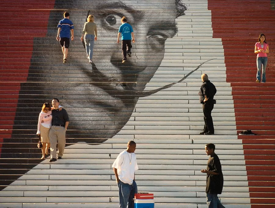 Thích thú với 15 mẫu cầu thang độc đáo nhất thế giới