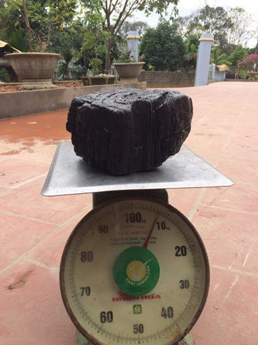 Khoi go ngoc am hoa thach doi mau, tra tram trieu chua ban - Anh 3